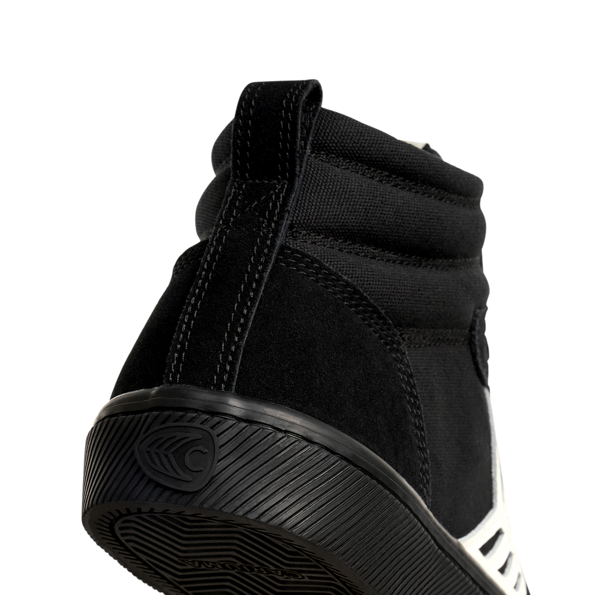 #color_All Black