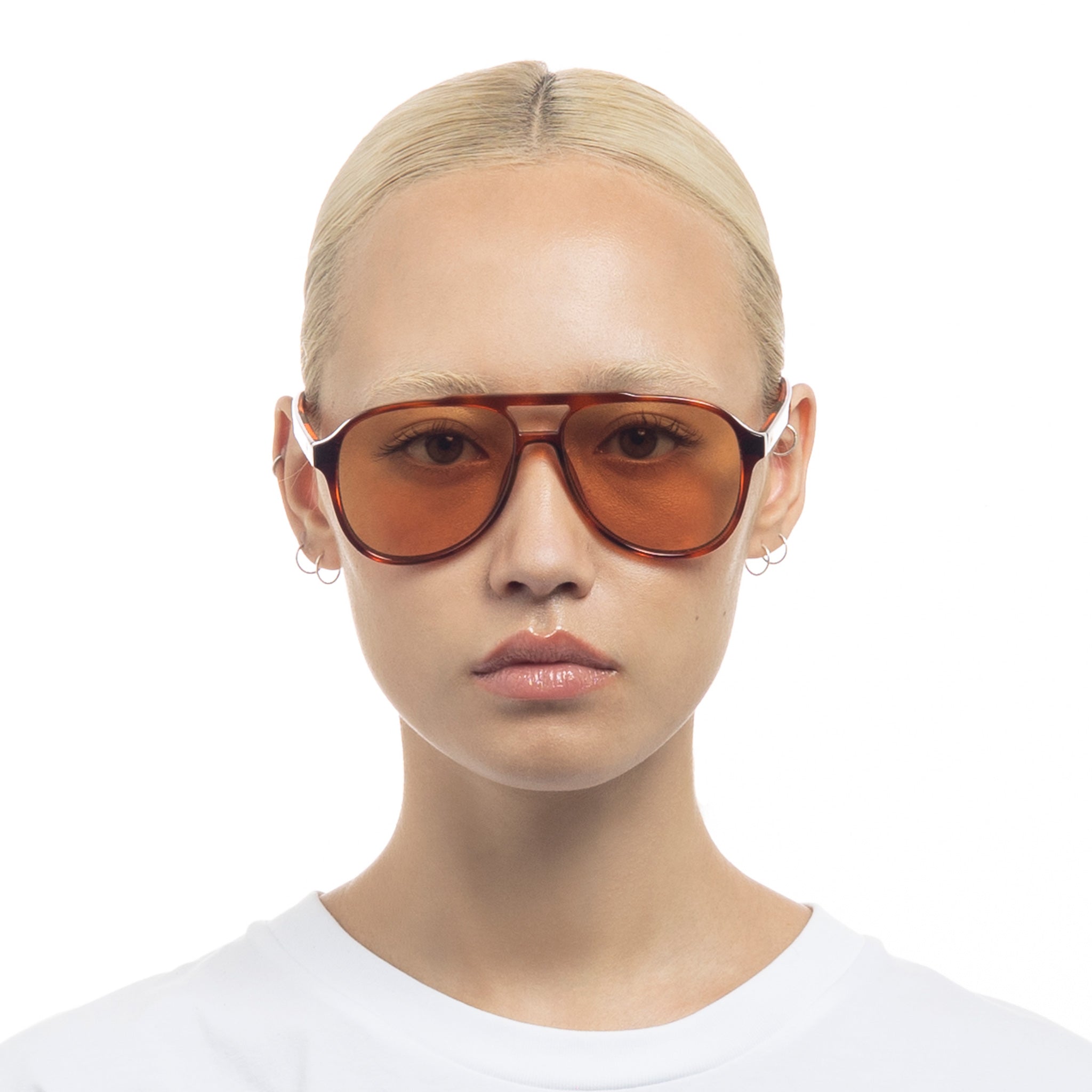 #color_TOFFEE TORT-AMBER TINT