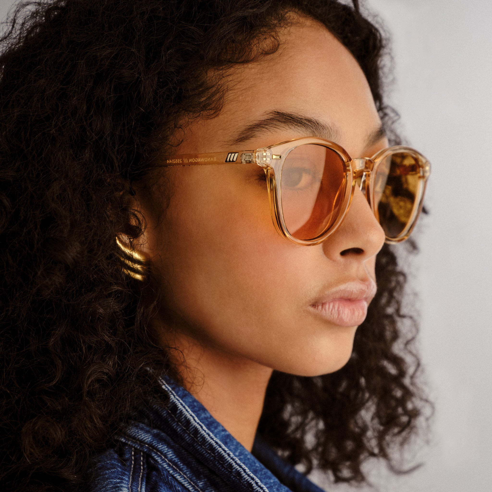 #color_SAND-BRASS MONO