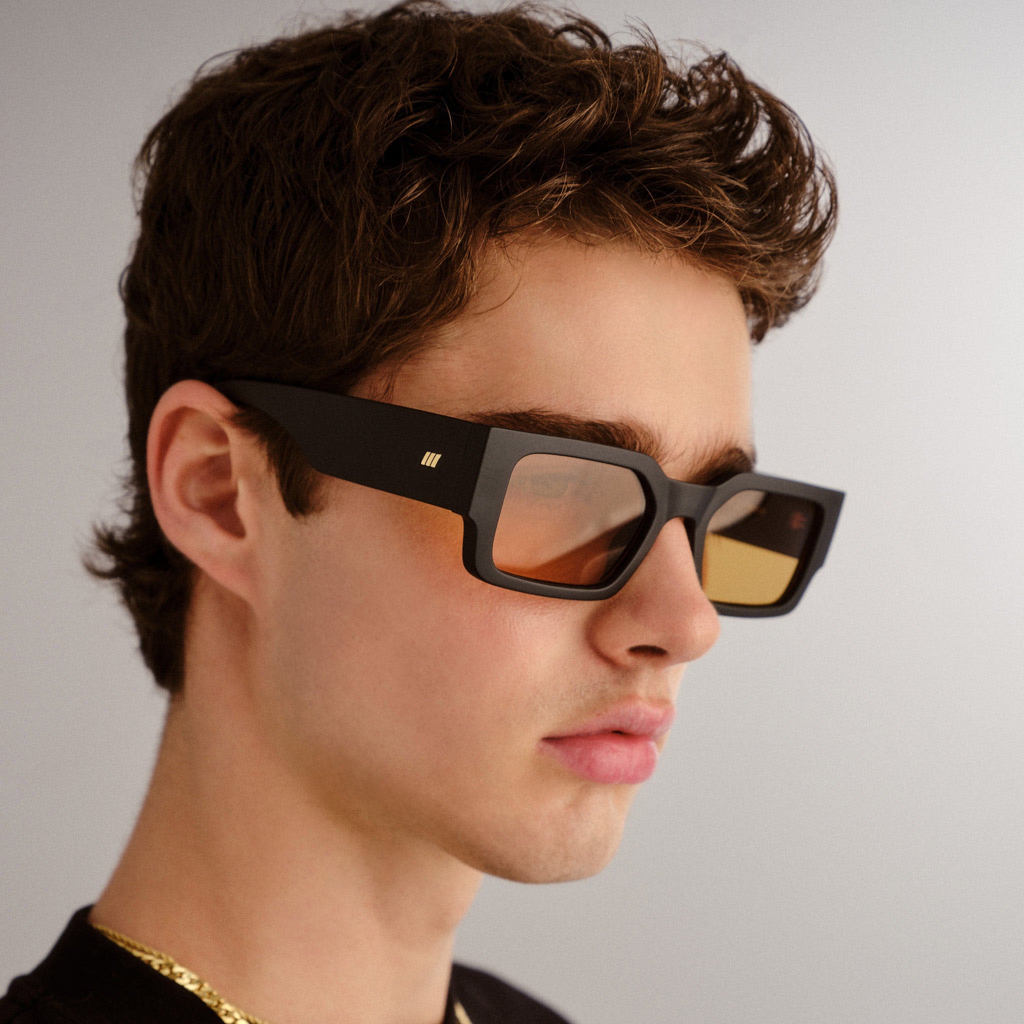 #color_MATTE BLACK-BRASS MONO