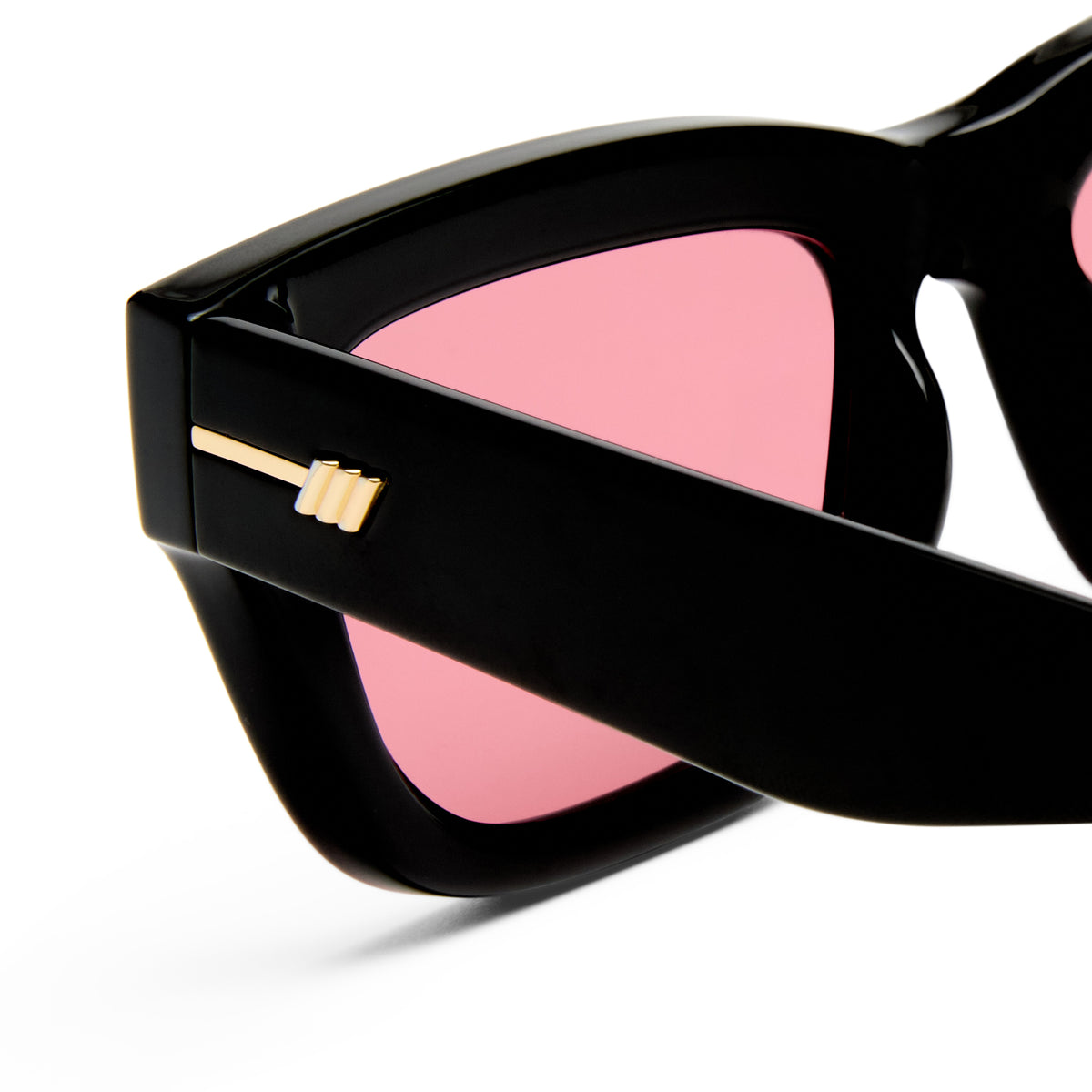 #color_BLACK-CRIMSON TINT