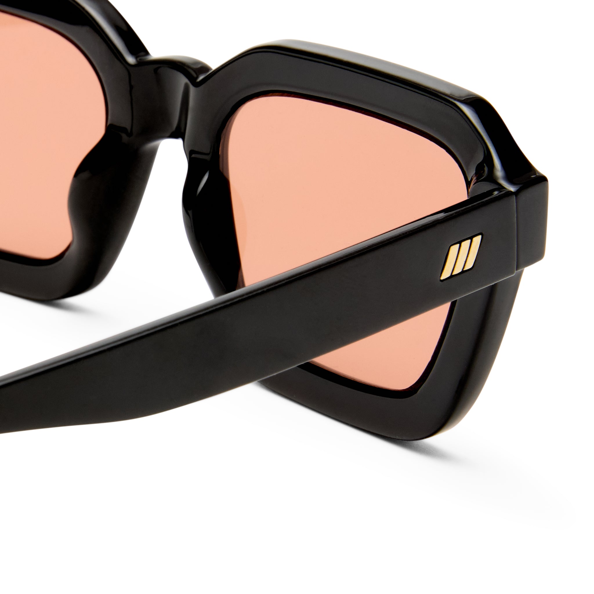 #color_BLACK-CINNAMON TINT