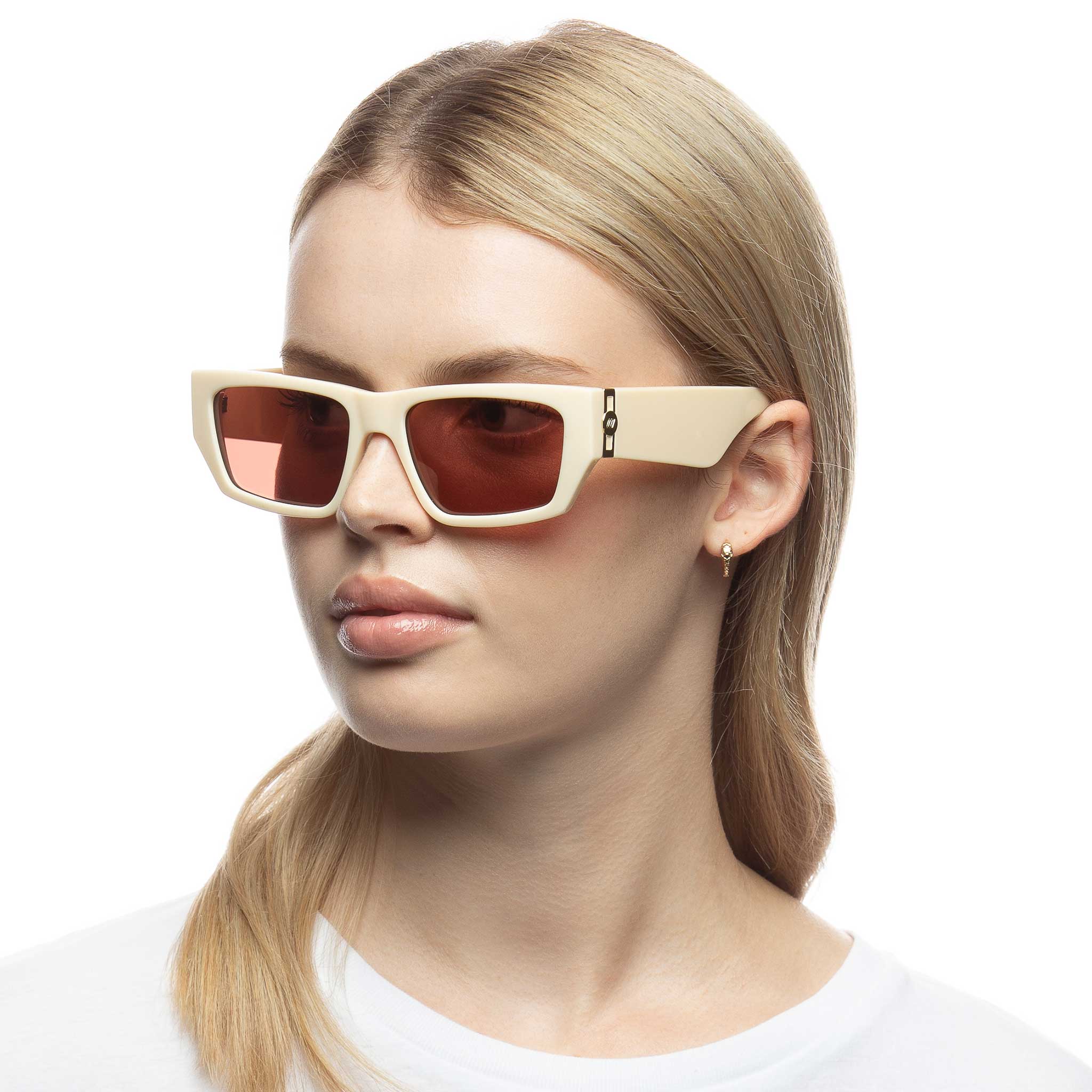#color_IVORY-SMOKEY BROWN MONO