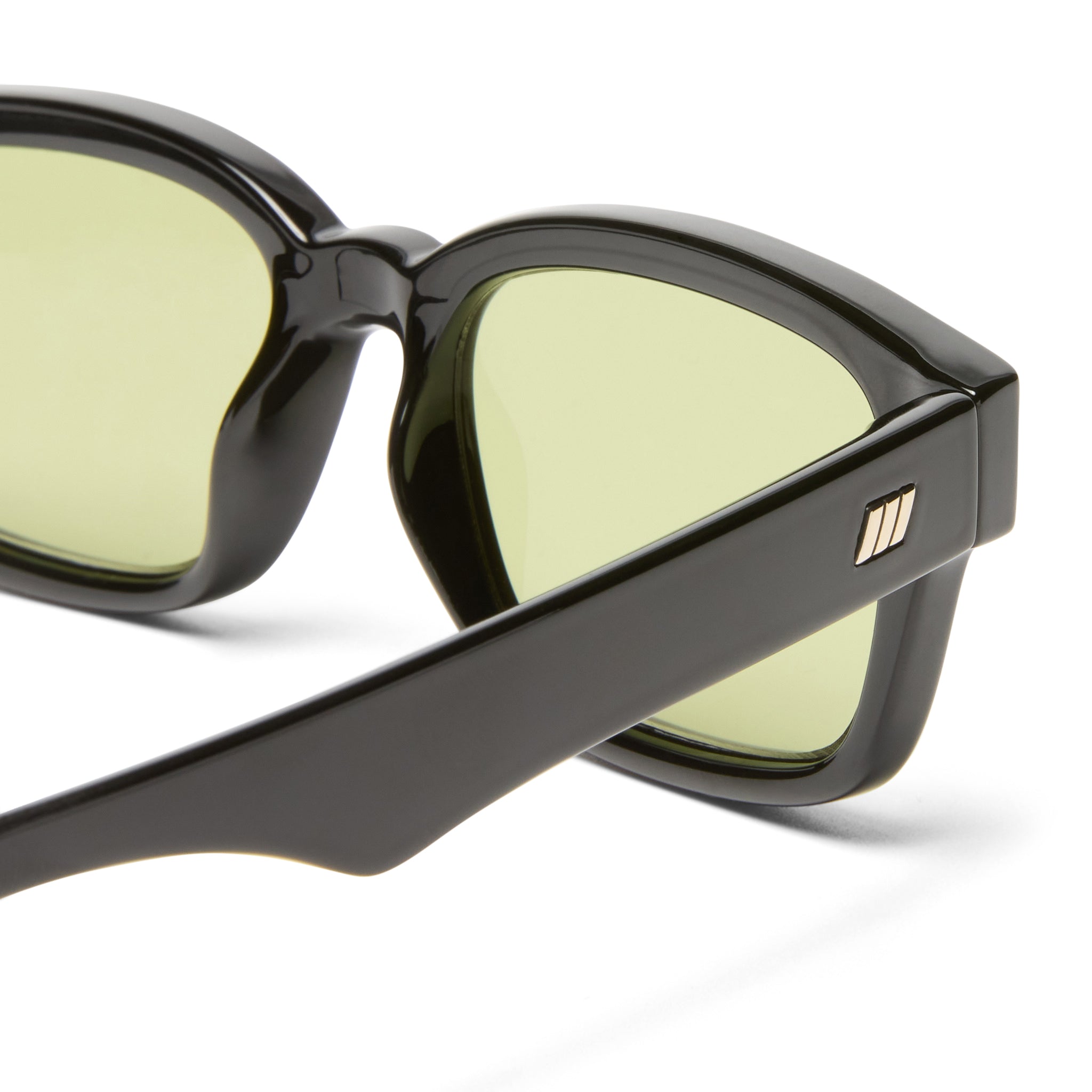 #color_BLACK-MOSS MONO