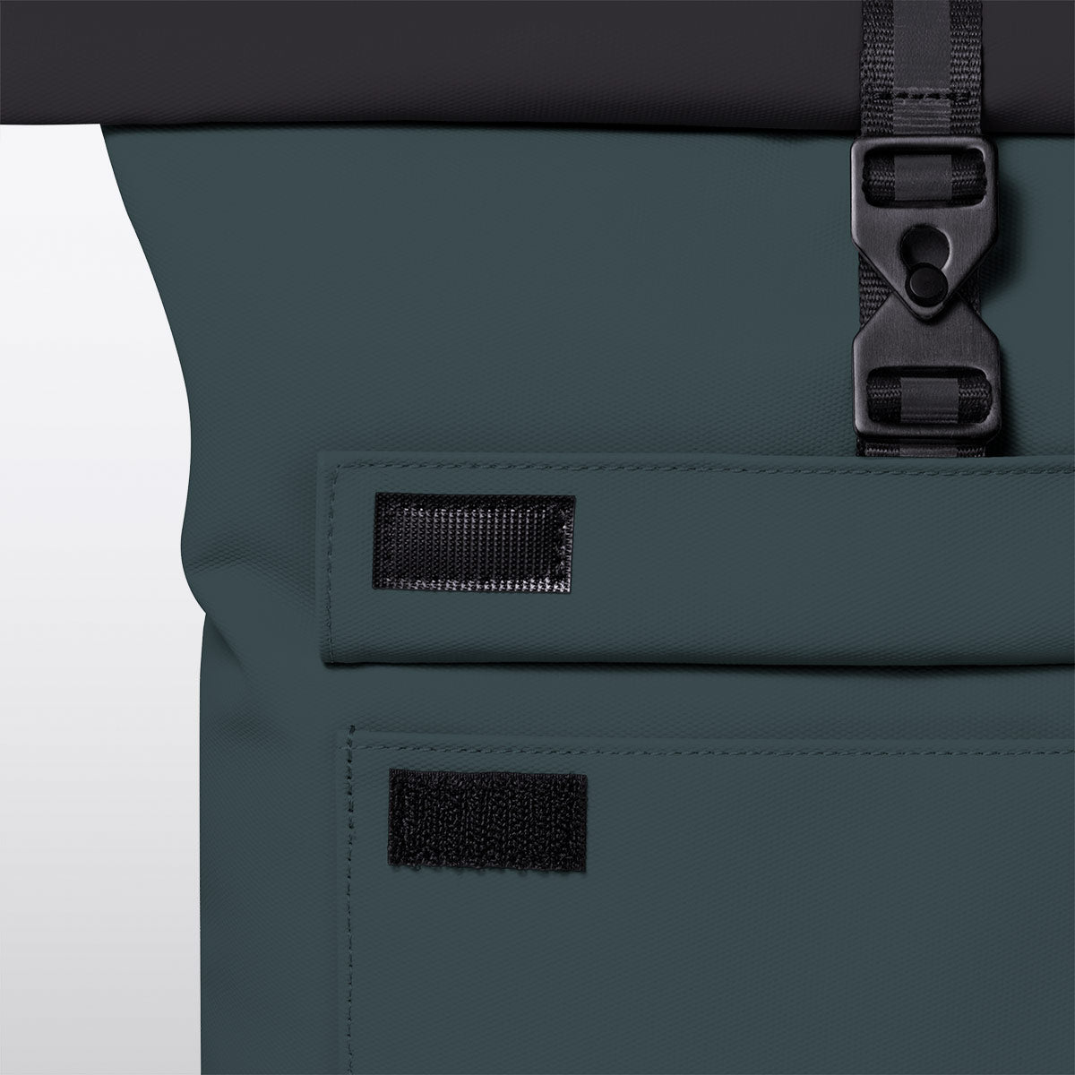 #color_Forest - Black