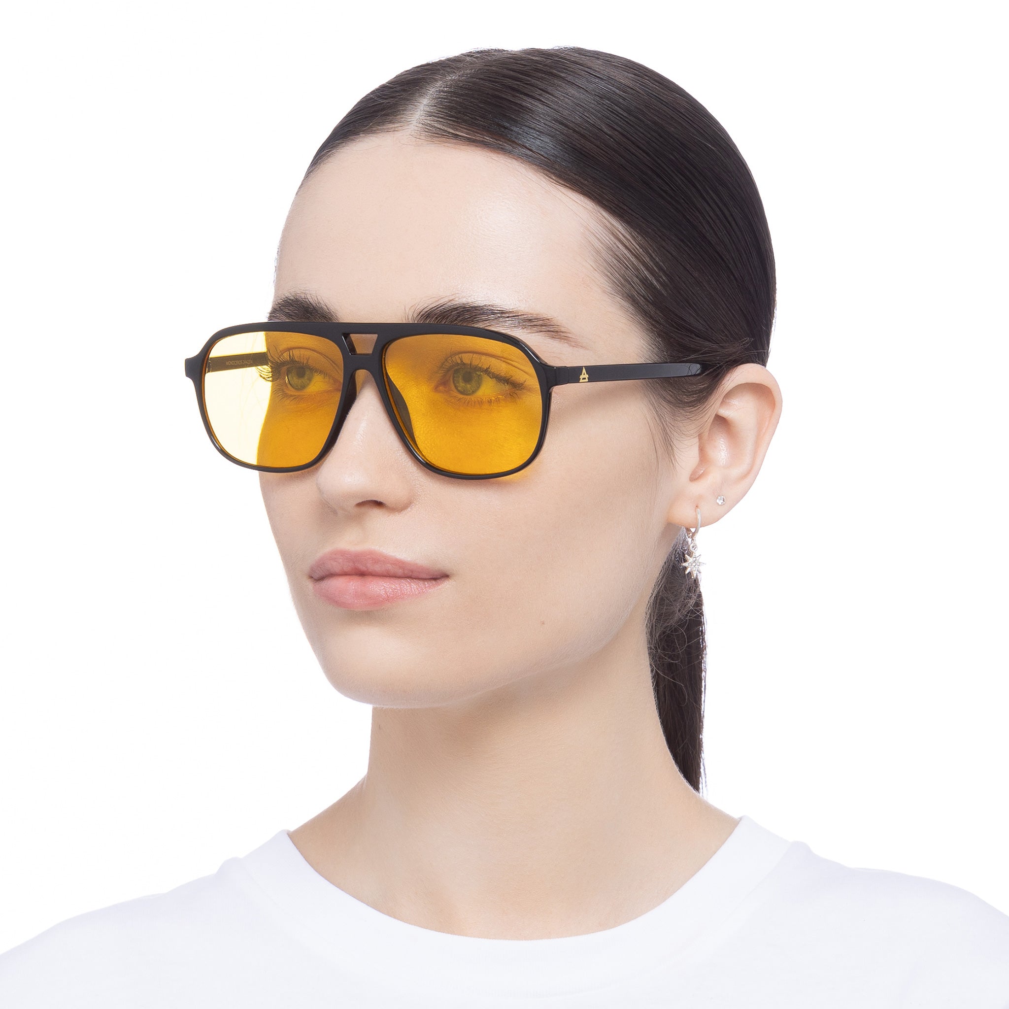 #color_BLACK-YELLOW TINT