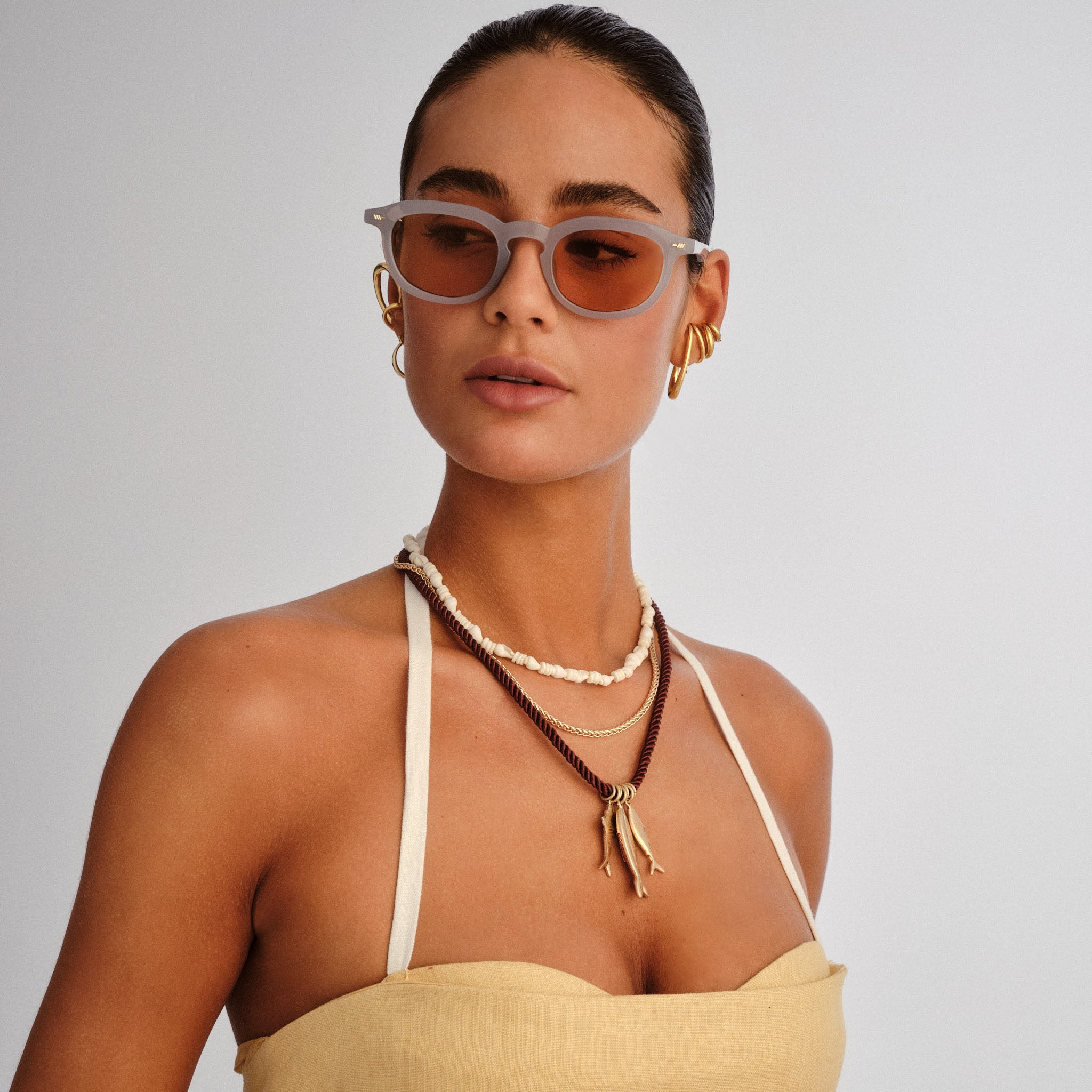 #color_MIST-AMBER TINT